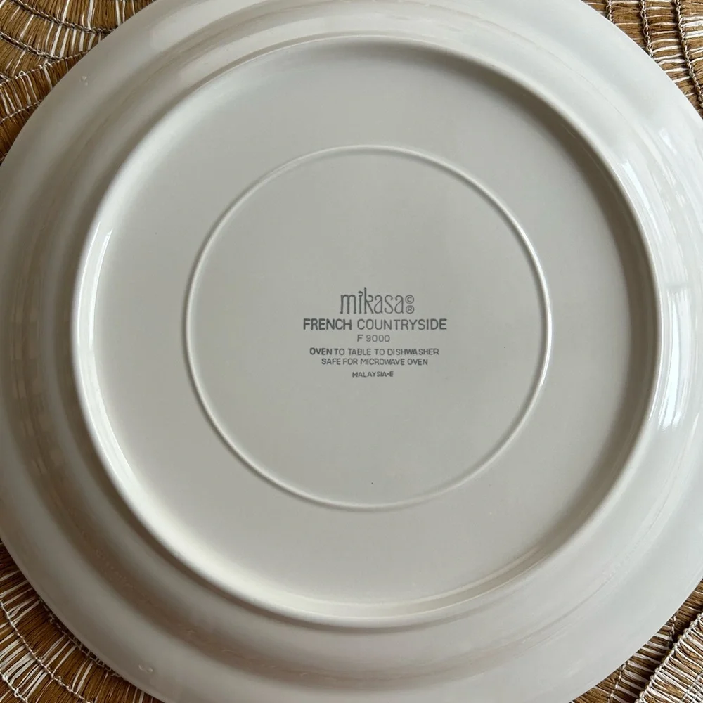 Mikasa French Countryside 12 1/2” Chop Plate Platter F 9000 Made in Malaysia EUC